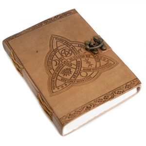 Handgefertigtes Leder-Notizbuch mit keltischem Knoten (17,5 x 13 cm)