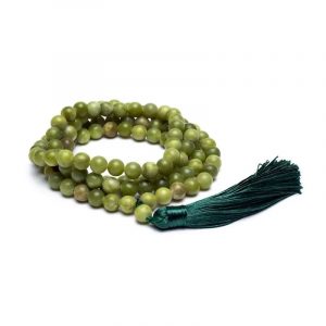 Mala aus grüner Jade mit Quaste - 0,8cm