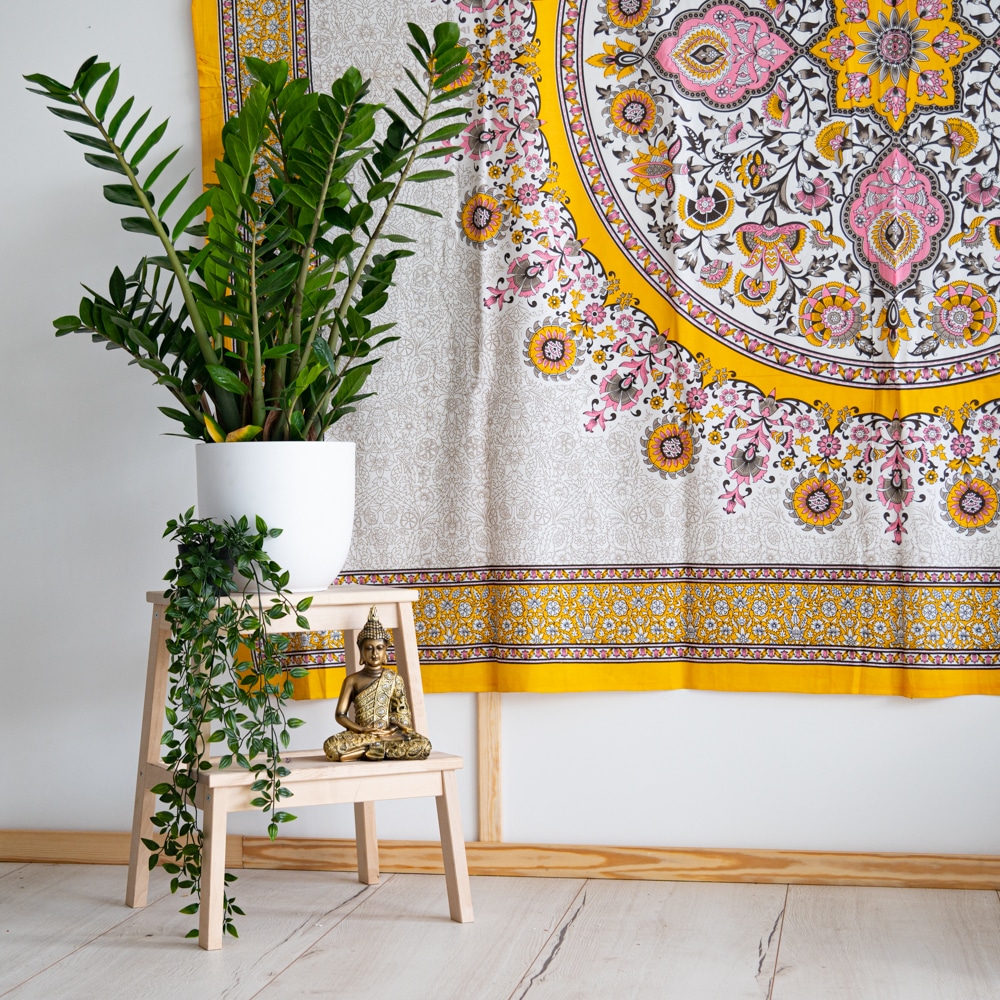 Mandala Wandtuch mit Altar